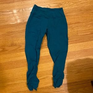 Beyond Yoga Cropped Leggings - Teal - XS - EUC